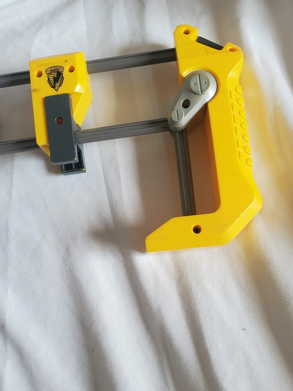 Nerf Vtg 2007 Recon CS-6 Yellow and Black Pump-Action Foam Blaster C-044A Hasbro